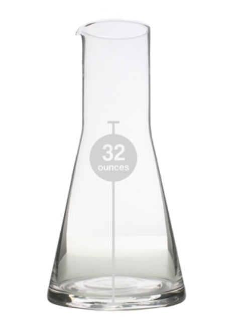 32oz glass drink carafe with the 32oz measurement etched into it